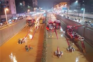 #河南暴雨互助#鄭州京廣隧道：排水清淤有望今日完成，遇難人數待核實